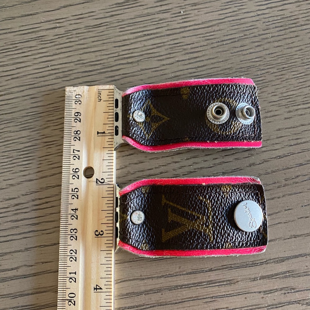 spark*l apple watch band upcycled Authentic louis Vuitton leather LV 42/44 - Picture 4 of 4